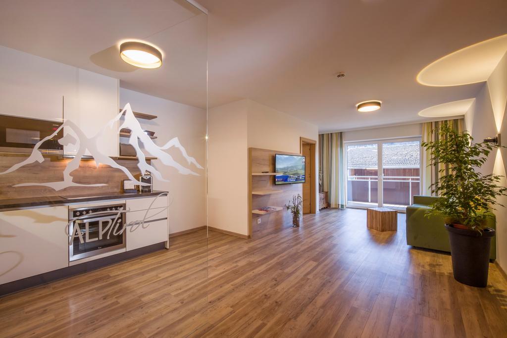 Aparthotel Alptirol Калтенбах Екстериор снимка